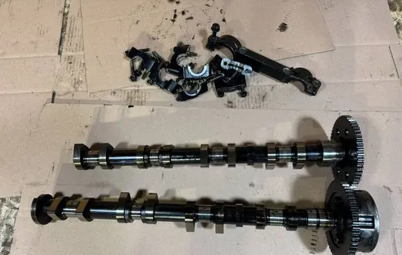 KIA Carens II Camshaft pulley/ VANOS 2435025000 085000060