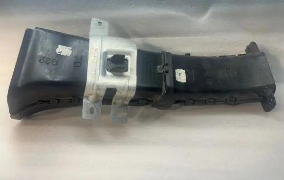 BMW 4 G22 G23 G24 G26 Brake cooling air channel/duct 7956350 19986210