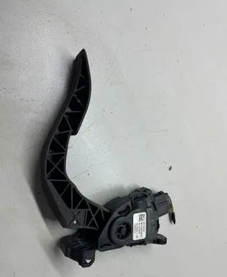 Audi A4 S4 B8 8K Accelerator throttle pedal 8K1723523 6PV00950501 04052009