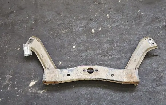 Isuzu D-Max Gearbox mounting bracket IMPRK1536105
