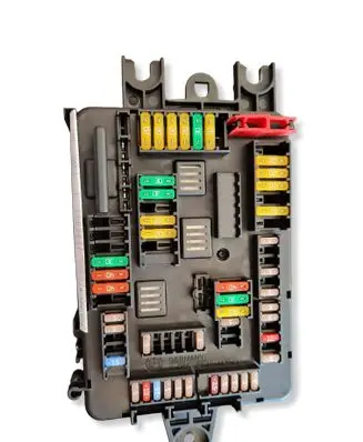 BMW 3 F30 F35 F31 Fuse module 9389072