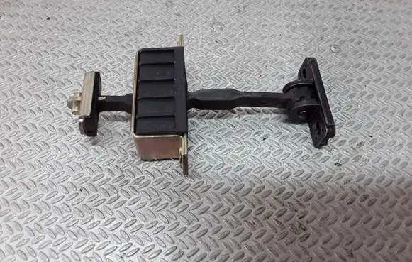 Mercedes-Benz S W220 Front door check strap stopper