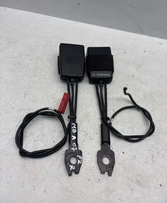 Mercedes-Benz A W169 Front seatbelt buckle 1698604869 604362900F
