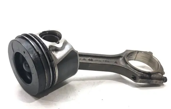 KIA Venga Piston with connecting rod D4FB