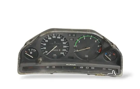 BMW 3 E30 Speedometer (instrument cluster) 1377373
