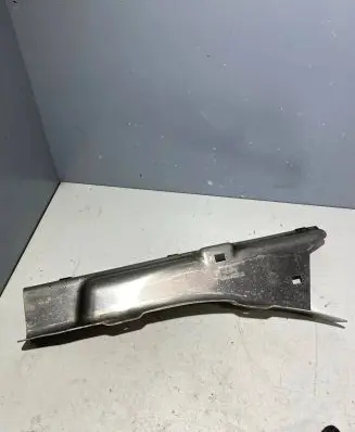 BMW 5 GT F07 Heat shield in engine bay 7185203 24640010