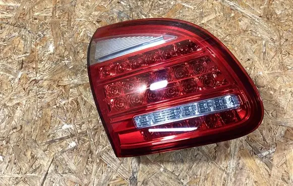 Porsche Cayenne (9Y0 9Y3) Reverse light 95863109301 7p5945093
