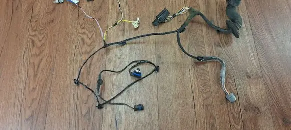 Renault Vel Satis Front door wiring loom 8200417671