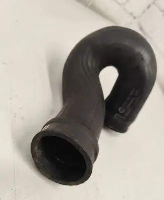 Audi A4 S4 B6 8E 8H Intercooler hose/pipe 8E0145746F