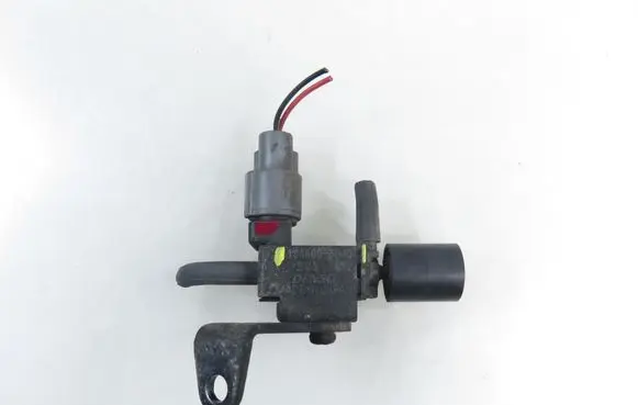 Honda Accord Valve vacuum 1846003040