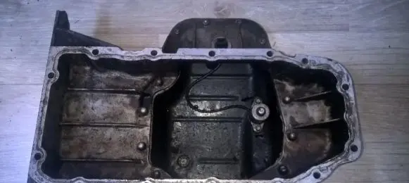 Opel Vectra B Oil sump r90400111