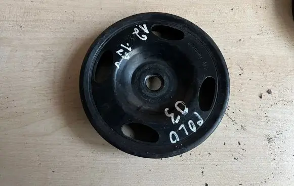 Volkswagen Polo Crankshaft pulley 03D105255D