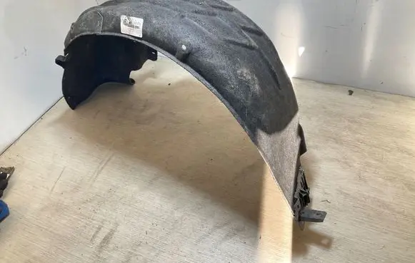 Volkswagen Polo VI Rear arch fender liner splash guards