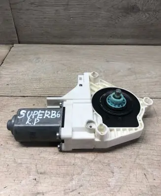 Skoda Superb B6 (3T) Front door window regulator motor 8K0959801A 1101965576200