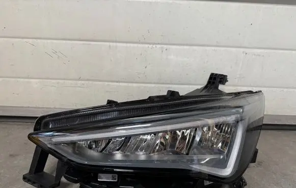Cupra Born Headlight/headlamp 10F941007K
