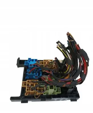 Volkswagen Caddy Fuse box set 7N0937503