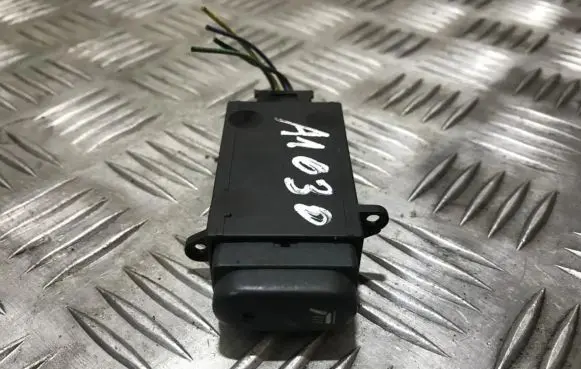 Renault Megane I Seat heating switch 7700841236 7700841057