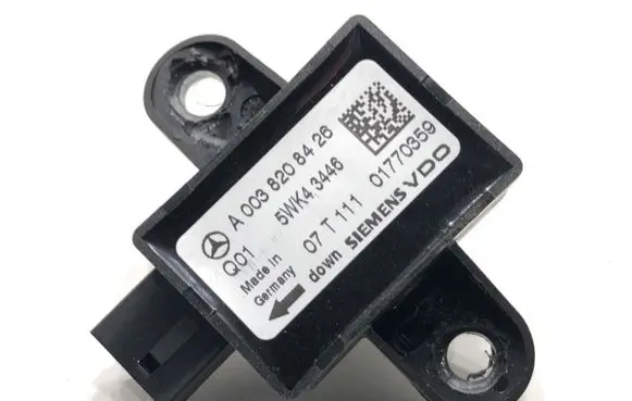 Mercedes-Benz GL X164 Airbag deployment crash/impact sensor A0038208426