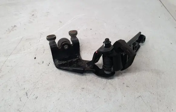 Volkswagen Transporter - Caravelle T6 Sliding door lower roller guide/hinge 7E0843336A
