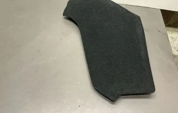 Tesla Model Y Centre console side trim front 149306200E 149470900
