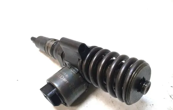 Audi A3 S3 8P Fuel injector 03G130073B