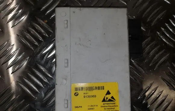 BMW 5 E60 E61 Center console control module 9138969