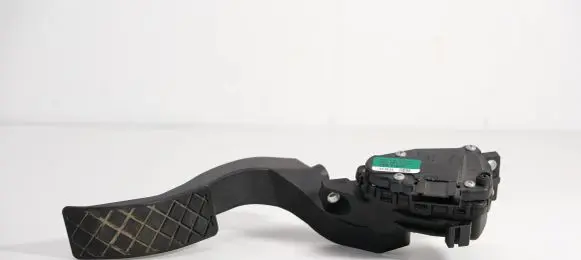 Audi A4 S4 B6 8E 8H Accelerator throttle pedal 8E1721523C