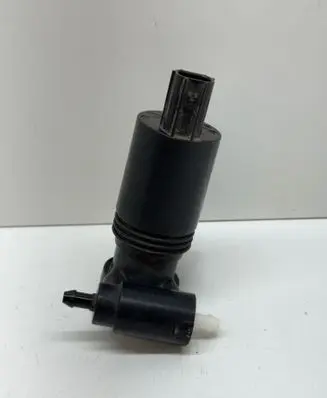 Volvo XC60 Windscreen/windshield washer pump 1007149 0907111D