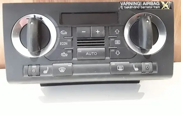Audi A3 S3 8P Climate control unit 8P0820043N