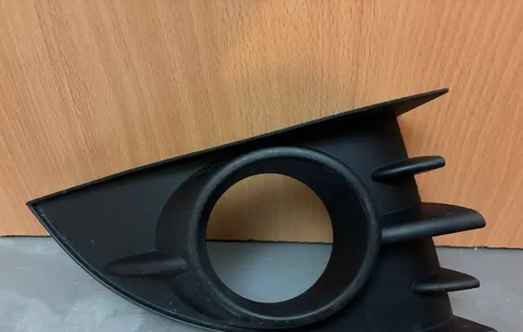 Renault Scenic II - Grand scenic II Front bumper lower grill P0009765 1013579