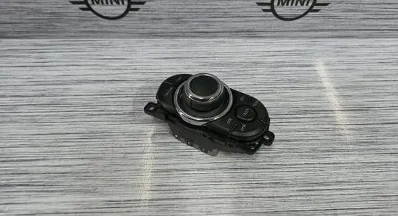 Mini Cooper Countryman F60 Multifunctional control switch/knob 7911182 65827911182