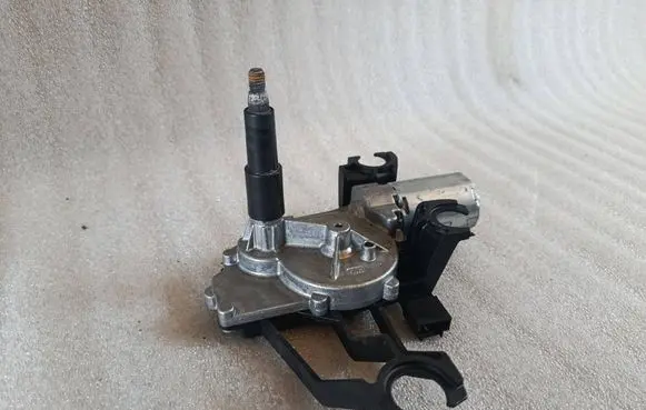Citroen C4 I Rear window wiper motor 9646803180 0390201807