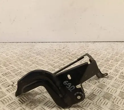 Audi A6 S6 C6 4F Intercooler pipe mounting bracket 4F0145814AB