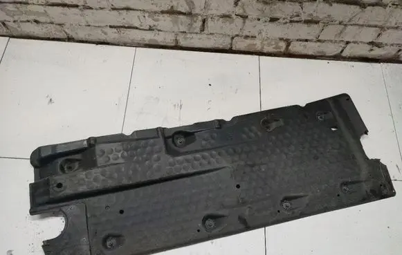 Volkswagen Golf V Engine splash shield/under tray 1K0825212