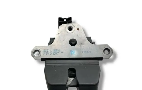 Ford Focus Tailgate/trunk/boot lock/catch/latch 944265 8M51R442A66CB 01041312001