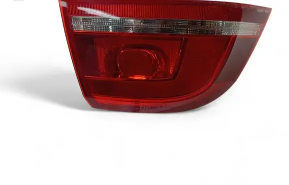 Volkswagen PASSAT B7 Rear/tail lights 3AF945095C