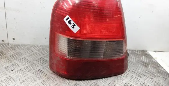 Mazda 323 Rear/tail lights 082161948L