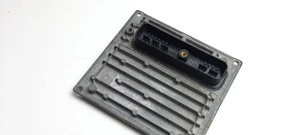 Ford Fiesta Engine control unit/module 6S6112A650GD M5864