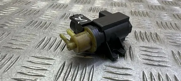 Volvo XC60 Turbo solenoid valve 31293964