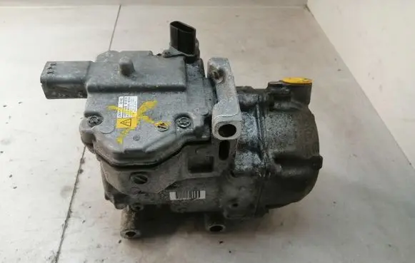 Toyota Auris E180 Air conditioning (A/C) compressor (pump) 042201330 ES14C 02178