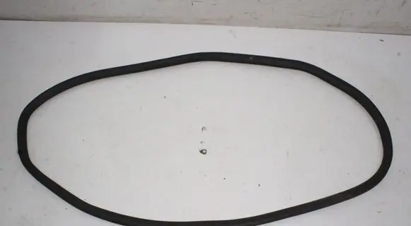 Peugeot 508 II Rubber seal rear door 9818906880