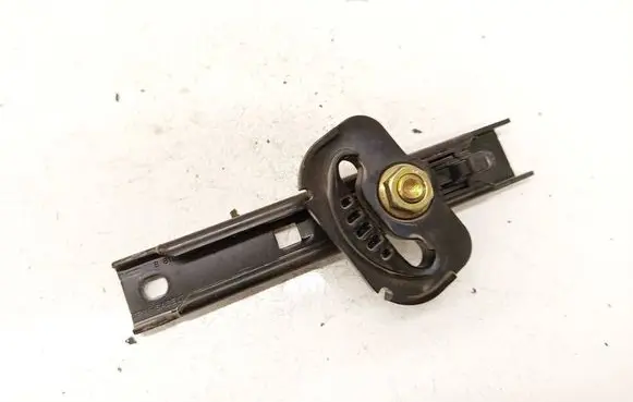Fiat Stilo Seat belt adjustment rail