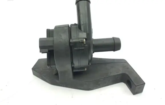 Jaguar XF Electric auxiliary coolant/water pump 4R8318D473AD
