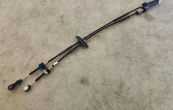 Renault Trafic III (X82) Gear shift cable linkage 344133490R 111193828