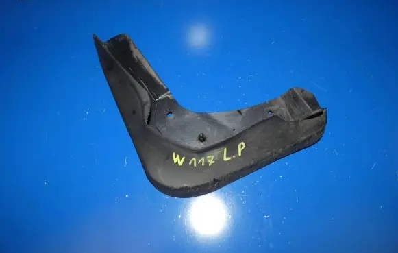 Mercedes-Benz CLA C117 X117 W117 Front mudguard A2468500078