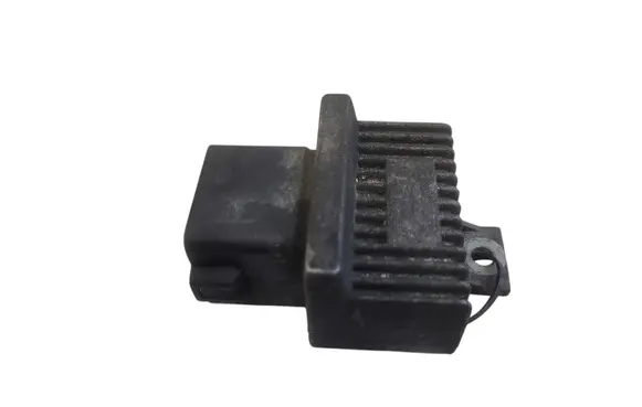 Glow plug pre-heat relay