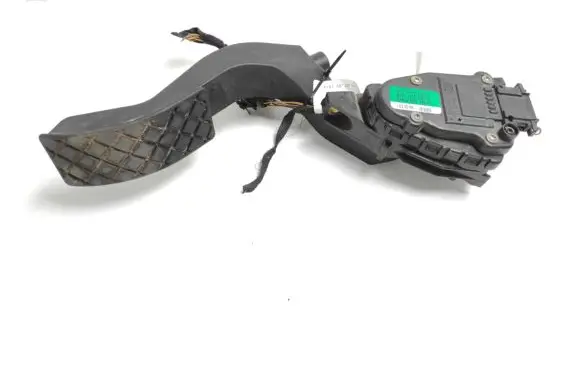 Audi A6 S6 C5 4B Accelerator throttle pedal 8D1721523A