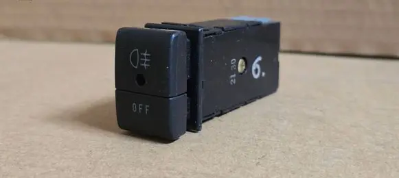 Suzuki Ignis Fog light switch 3728075F10