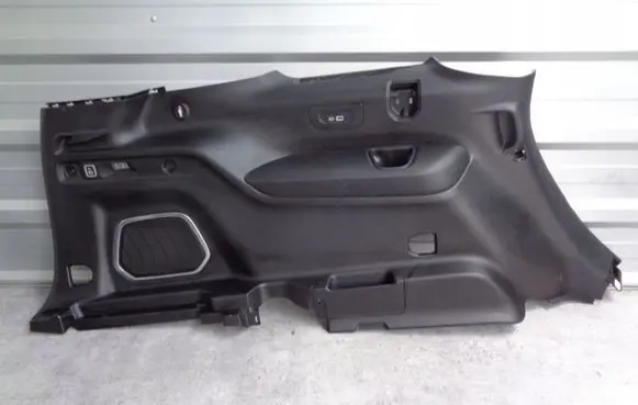 Jeep Grand Cherokee (WK) Tailgate/boot cover trim set 