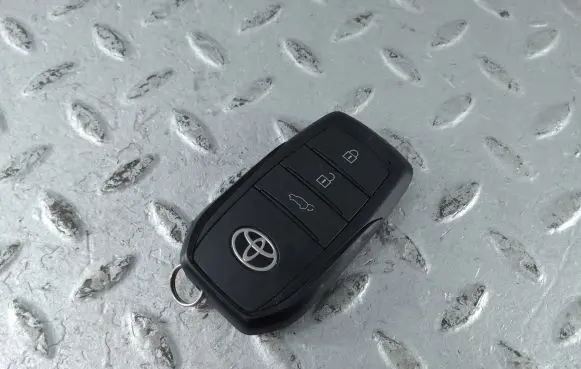 Toyota Corolla Cross Ignition key/card 8990H16280 69515K0010